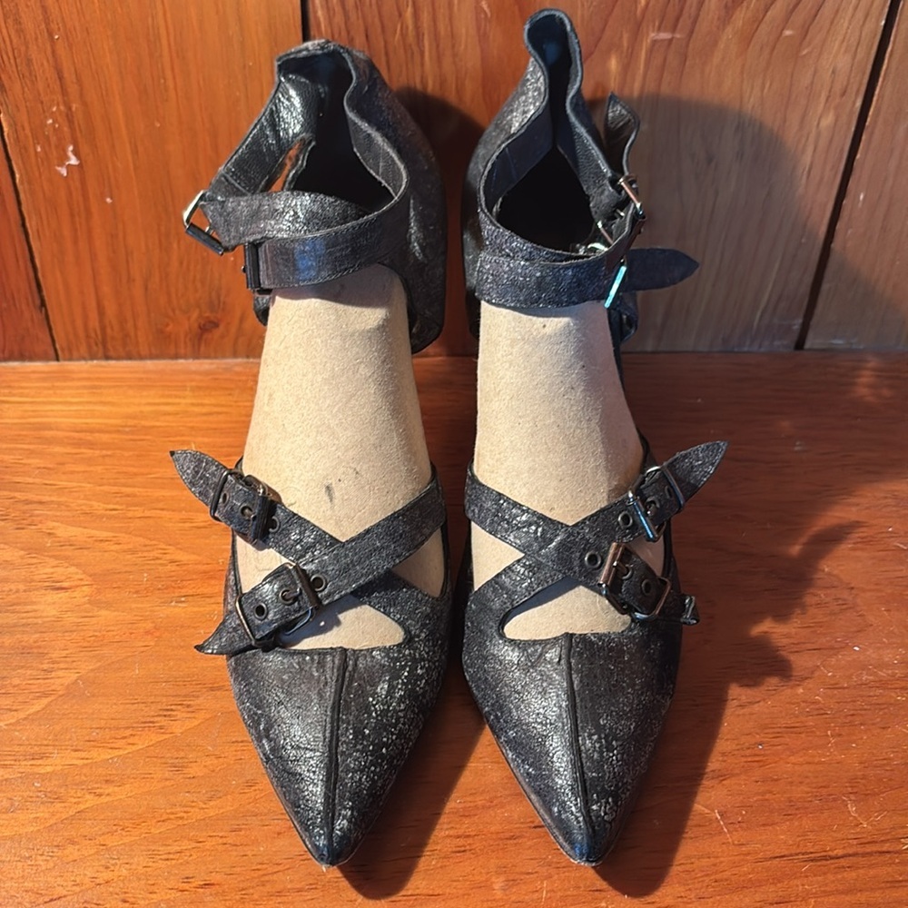 Gianni Barbara Strappy Leather Heels Pointy Toe Size EU 38.5 US 8